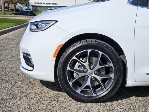 2022 Chrysler Pacifica Limited