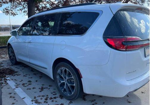 2022 Chrysler Pacifica Limited