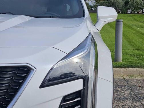 2019 Cadillac XT4 Sport