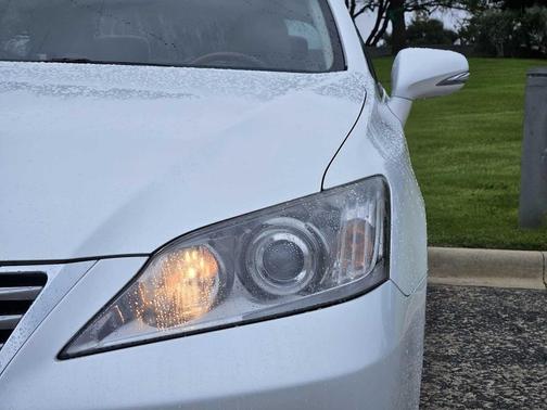 2010 Lexus ES 350 Base