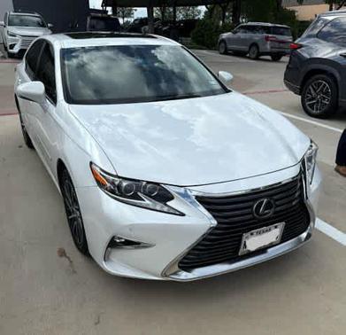 2017 Lexus ES 350 Base