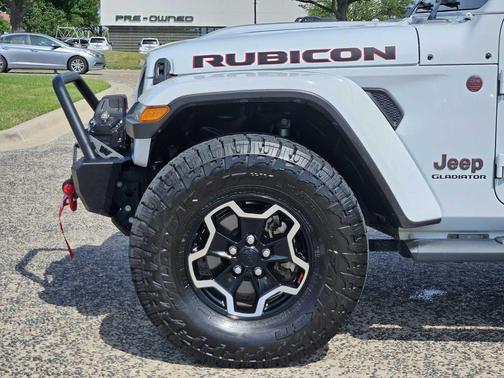 Bright White Clearcoat 2021 Jeep Gladiator Rubicon