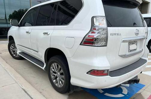 Starfire Pearl 2019 Lexus GX 460 Luxury