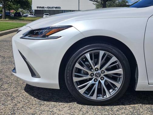 2019 Lexus ES 350 Luxury