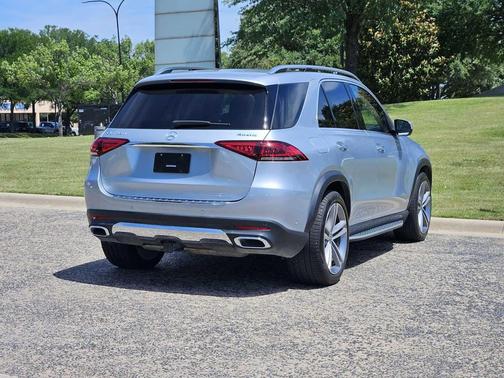 Cirrus Silver Metallic 2022 Mercedes-Benz GLE 450 4MATIC