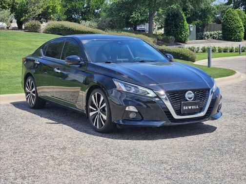 2020 Nissan Altima Platinum FWD
