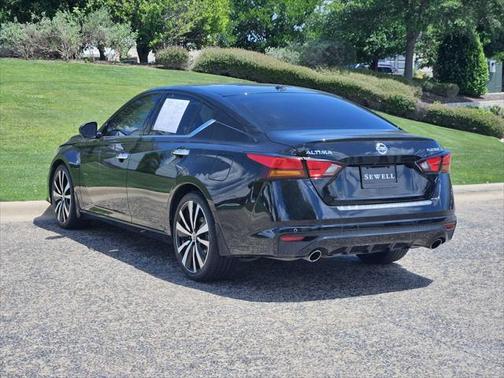 2020 Nissan Altima Platinum FWD