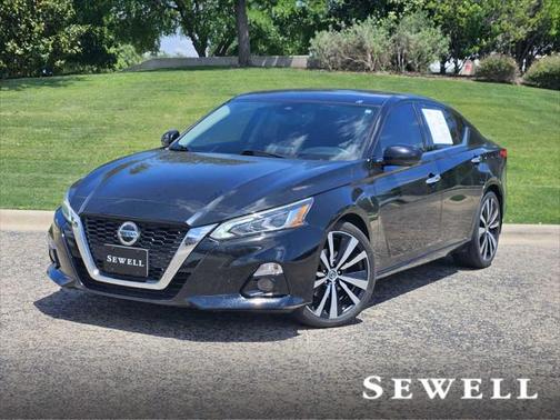 2020 Nissan Altima Platinum FWD