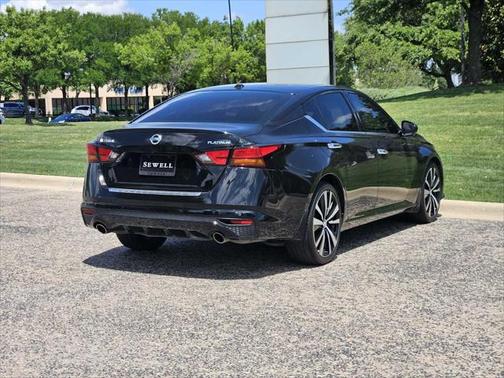 2020 Nissan Altima Platinum FWD