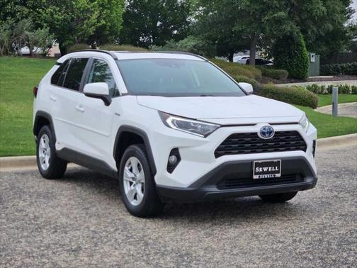 2020 Toyota RAV4 Hybrid XLE