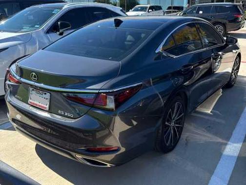 2022 Lexus ES 350 Base