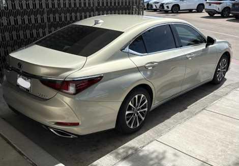 2023 Lexus ES 350 Base