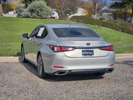 2023 Lexus ES 350 Base