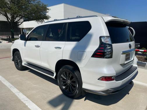 2023 Lexus GX 460 Premium