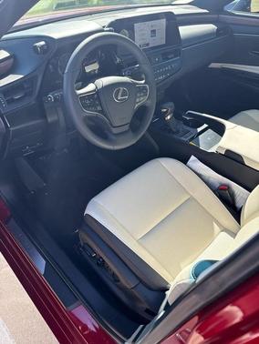 2024 Lexus ES 350 Base