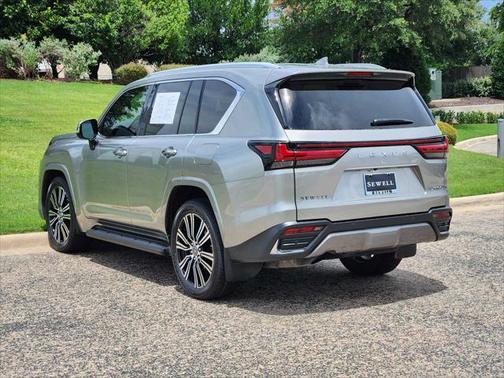 2022 Lexus LX 600 Luxury