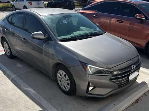 2020 Hyundai ELANTRA SE