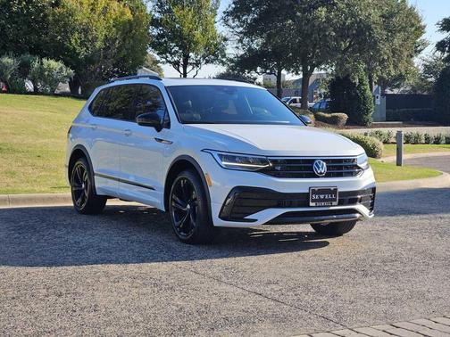 2023 Volkswagen Tiguan 2.0T SE R-Line Black