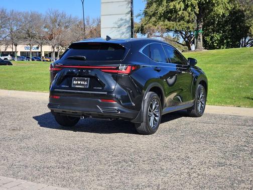 2023 Lexus NX 250 Premium
