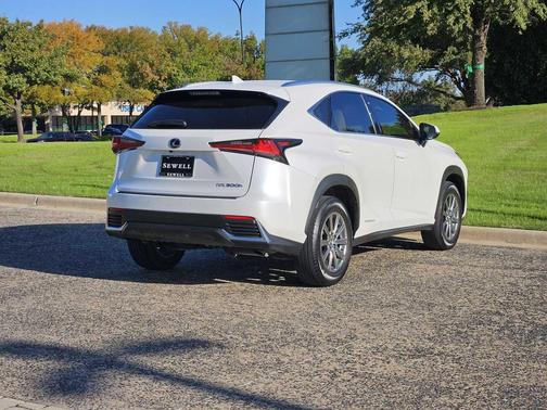 2021 Lexus NX 300h Base