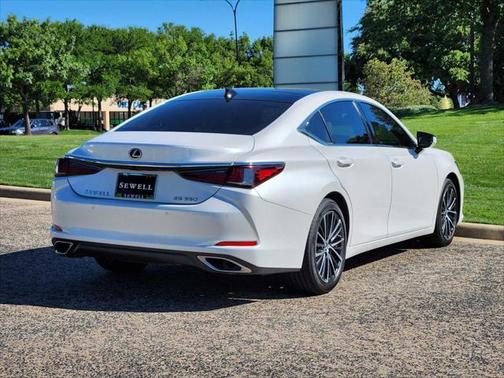 2024 Lexus ES 350 Base