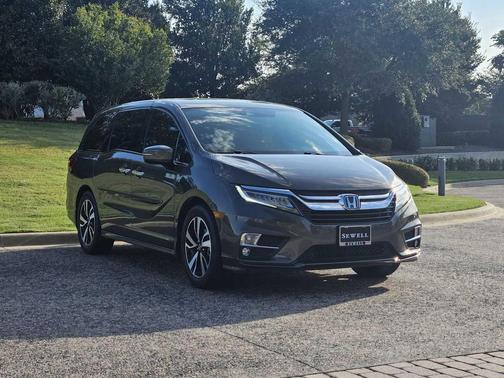 2018 Honda Odyssey Elite