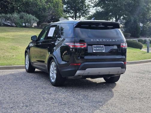Santorini Black Metallic 2020 Land Rover Discovery HSE