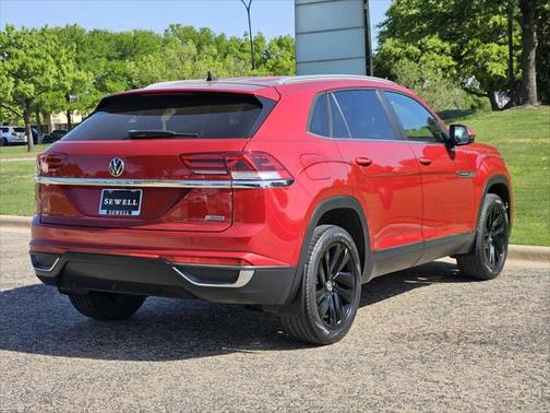 2020 Volkswagen Atlas Cross Sport 2.0T SE w/Technology 4MOTION