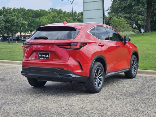 2025 Lexus NX 250 Premium