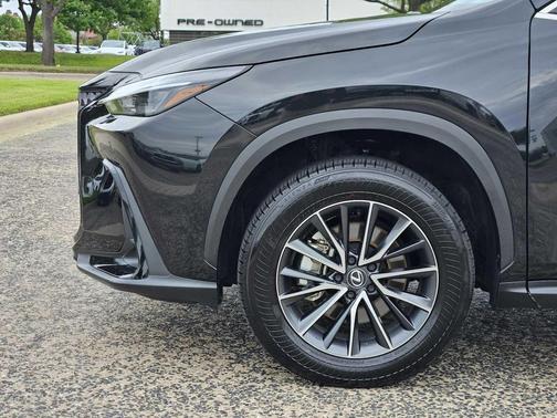 Caviar 2025 Lexus NX 250 Base