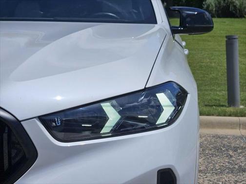 2024 BMW X6 M60i