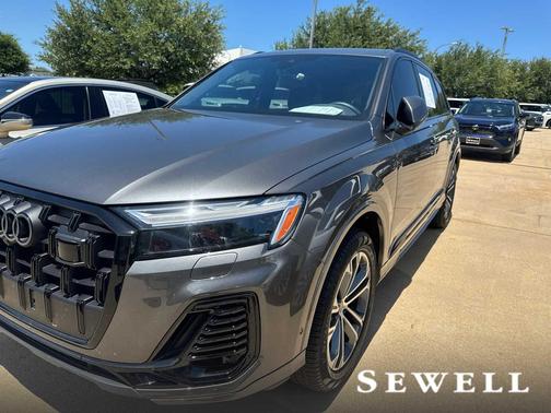 GRAY 2025 Audi Q7 45 Premium Plus