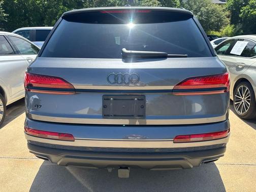 GRAY 2025 Audi Q7 45 Premium Plus