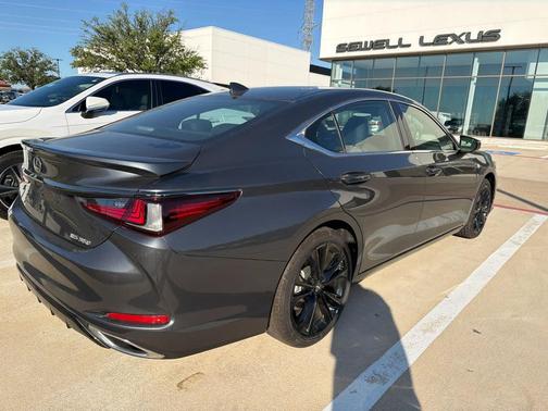 Cloudburst Gray 2024 Lexus ES 350 F Sport