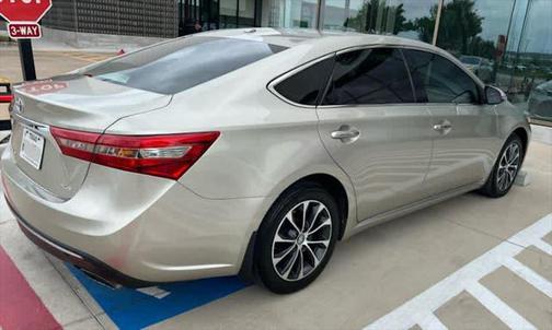 2018 Toyota Avalon XLE Premium