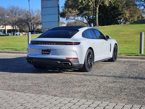 2025 Porsche Panamera AWD