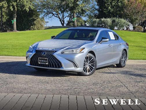 2022 Lexus ES 350 Base