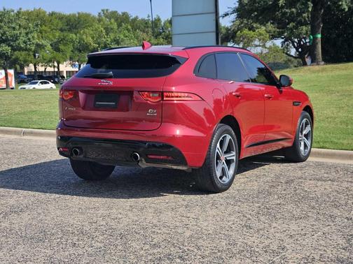 2017 Jaguar F-PACE S