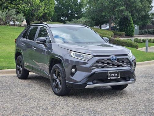 2019 Toyota RAV4 Hybrid SE