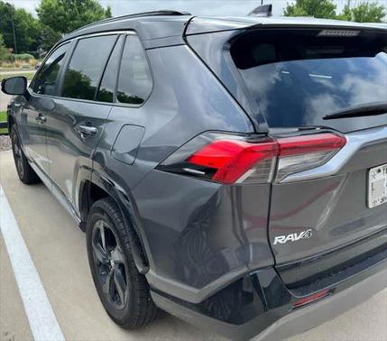 2019 Toyota RAV4 Hybrid SE