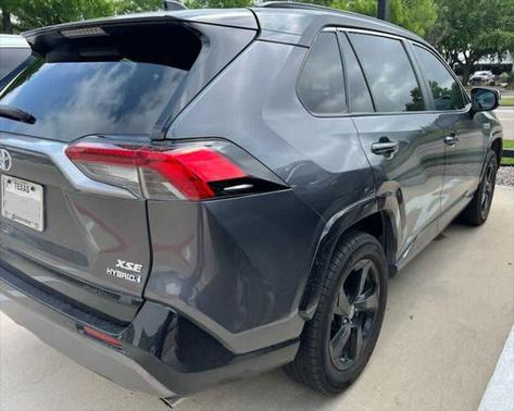 2019 Toyota RAV4 Hybrid SE