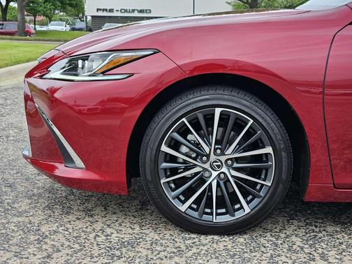 2024 Lexus ES 350 Base