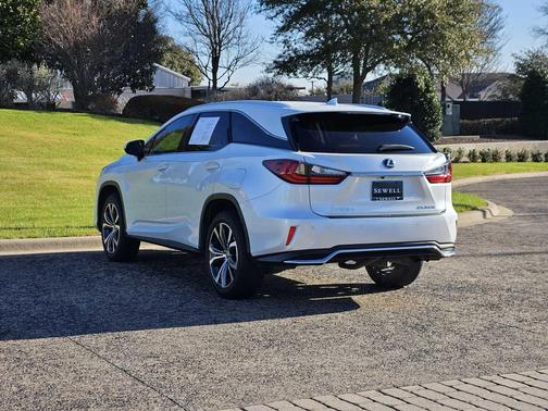 2022 Lexus RX 350L Base