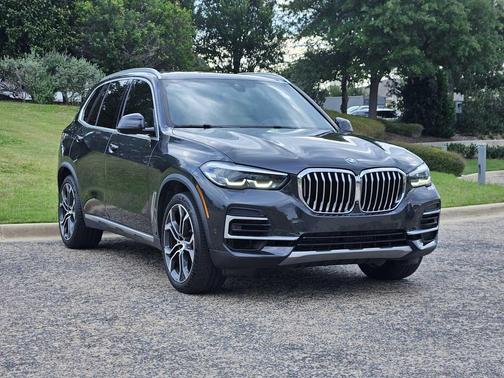 Dark Graphite Metallic 2022 BMW X5 sDrive40i