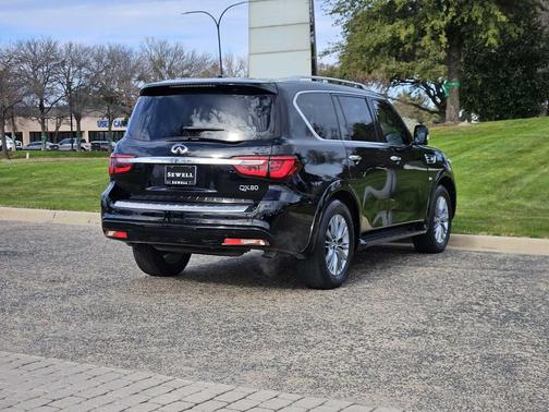 2019 INFINITI QX80 Luxe