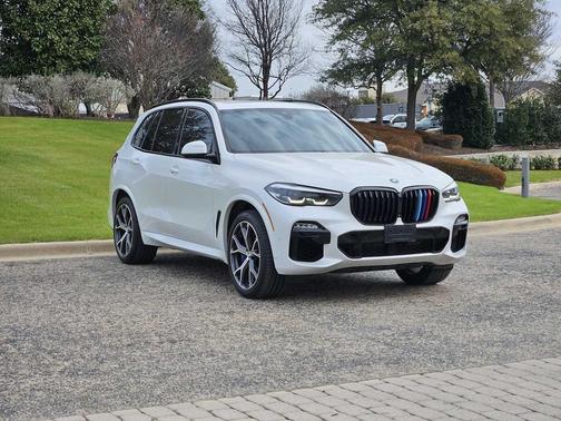 2021 BMW X5 M50i