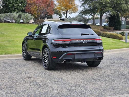 2024 Porsche Macan AWD