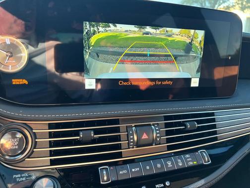 2024 Lexus LS 500 Base