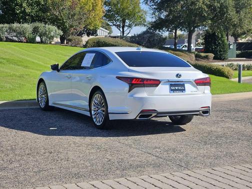 2024 Lexus LS 500 Base