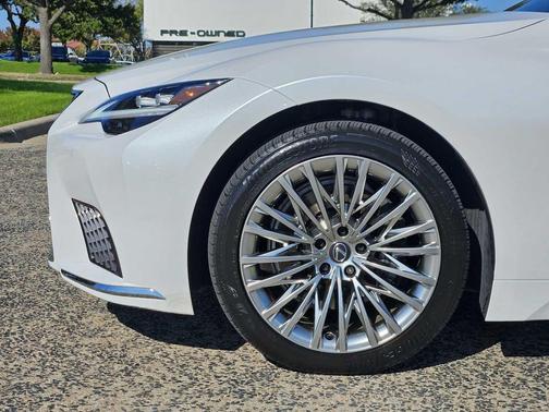 2024 Lexus LS 500 Base